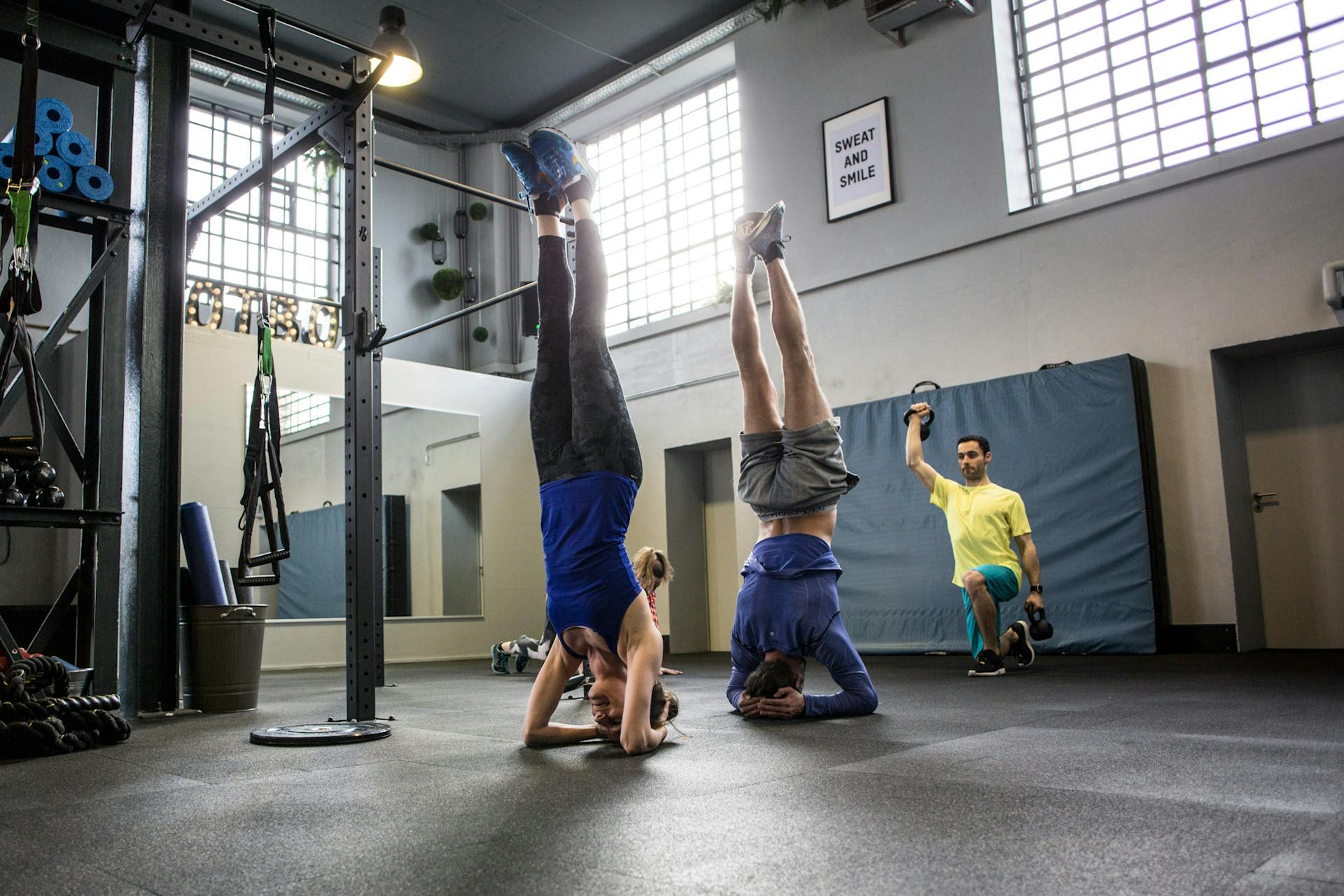 Fitnessstudio Kurse Yoga Beweglichkeit Premium Gruppenfitness Flow